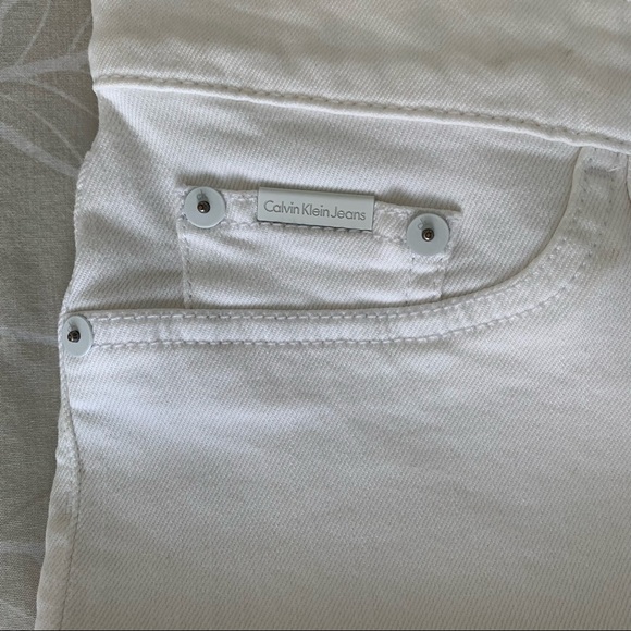 CK Jean Shorts - Picture 2 of 4